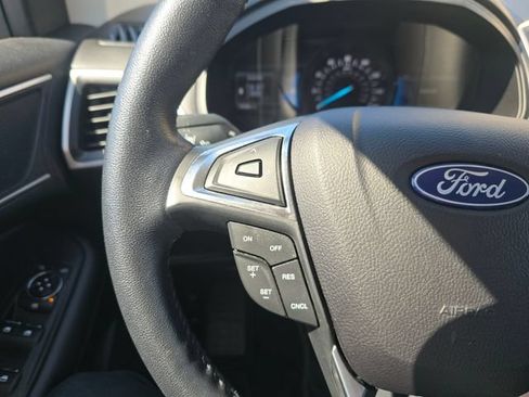 Used 2023 Ford Edge SEL AWD/4WD image 18