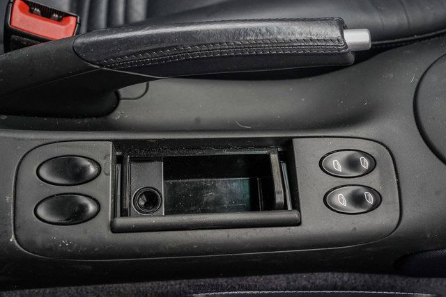 Used 2003 Porsche Boxster S RWD image 35