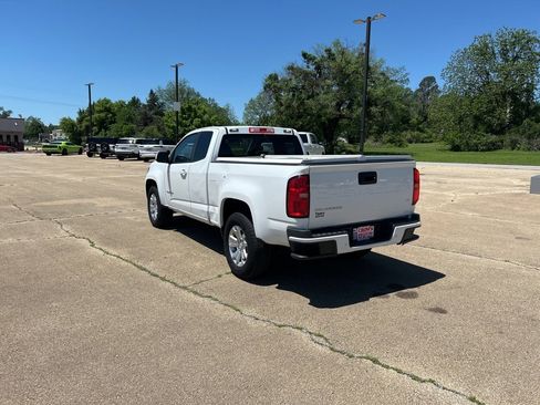 Used 2021 Chevrolet Colorado LT w/ Fleet Safety Package image 3