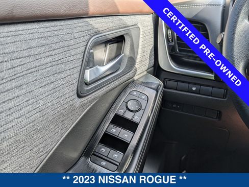 Used 2023 Nissan Rogue SV FWD image 24