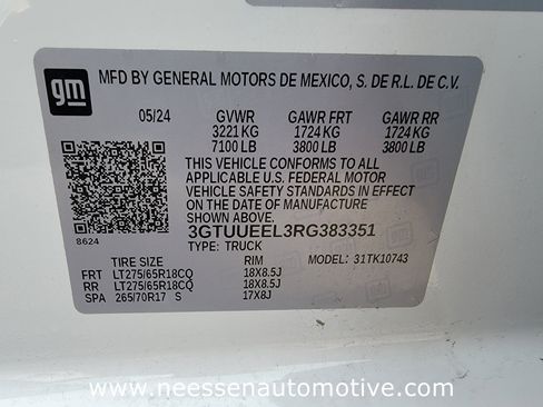 Used 2024 GMC Sierra 1500 AT4 w/ Technology Package image 31