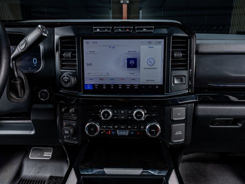 Used 2024 Ford F250 Lariat w/ Lariat Ultimate Package image 23