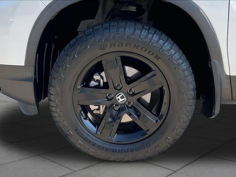 Used 2022 Honda Ridgeline Black Edition image 11