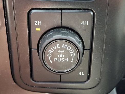 Used 2022 Ford F150 XLT w/ Equipment Group 302A High AWD/4WD image 32