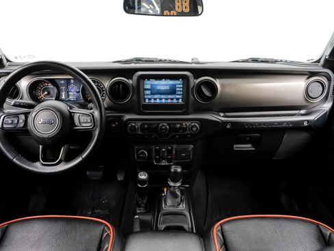 Used 2019 Jeep Wrangler Unlimited Sport S AWD/4WD image 18