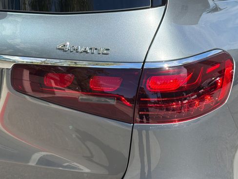 New 2026 Mercedes-Benz GLS 450 4MATIC image 28