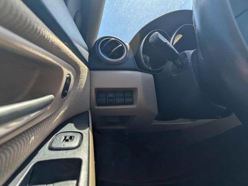 Used 2007 MAZDA MAZDA3 i Touring FWD image 38