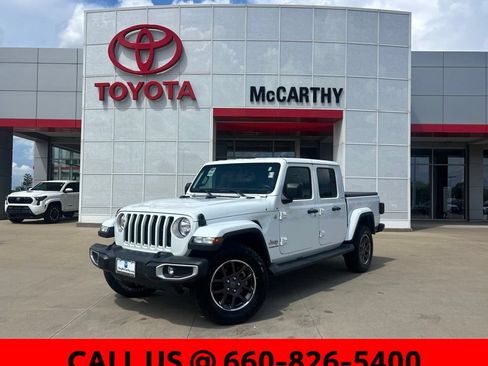 Used 2021 Jeep Gladiator Overland AWD/4WD image 1