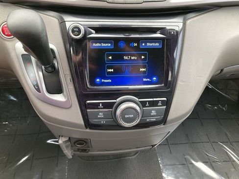 Used 2017 Honda Odyssey EX-L image 28