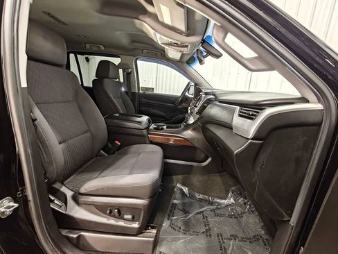 Used 2018 GMC Yukon SLE w/ SLE Value Package AWD/4WD image 25