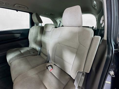 Used 2013 Honda Odyssey EX image 23