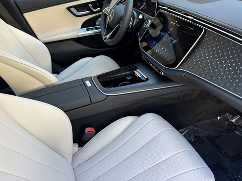 New 2026 Mercedes-Benz E 350 Sedan image 10
