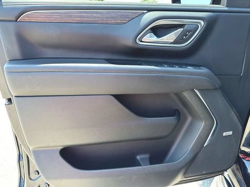 Used 2023 Chevrolet Tahoe High Country AWD/4WD image 23