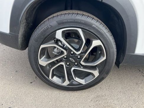 New 2025 Chevrolet Trax RS w/ Driver Confidence Package image 27