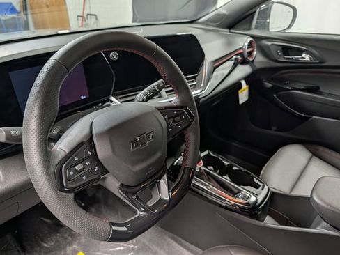 New 2026 Chevrolet Trax RS image 18