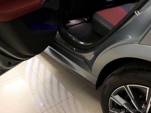 Certified 2025 BMW X6 M60i image 31