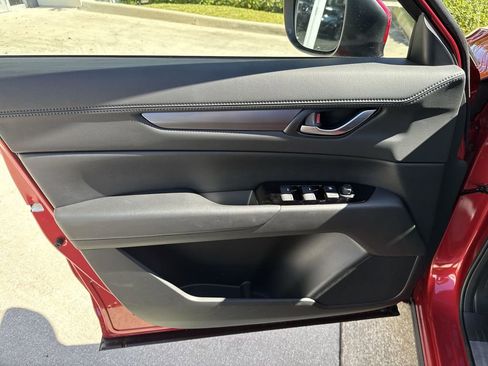 New 2025 MAZDA CX-5 AWD 2.5 S w/ Preferred Package image 39