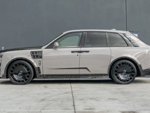 Used 2026 Rolls-Royce Cullinan AWD/4WD image 2