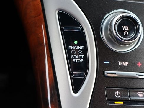 Used 2019 Lincoln Nautilus Select AWD/4WD image 30