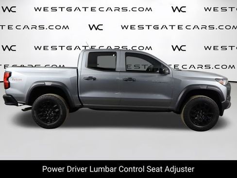 Used 2023 Chevrolet Colorado Trail Boss w/ Technology Package image 38