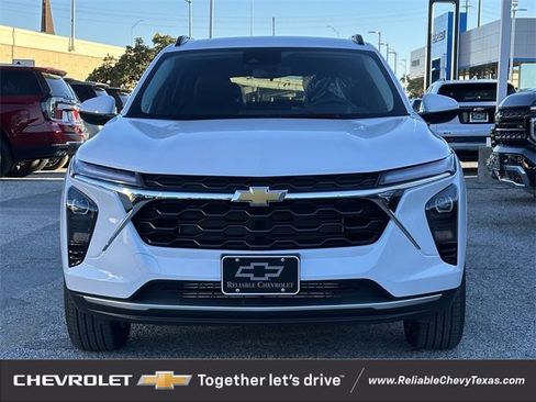 New 2026 Chevrolet Trax LT w/ Driver Confidence Package image 7