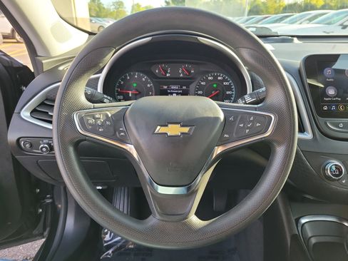 Used 2024 Chevrolet Malibu LT image 21