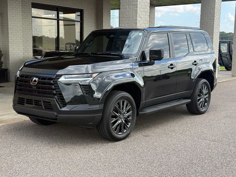 Used 2025 Lexus GX 550 w/ Cold Area Package AWD/4WD image 15