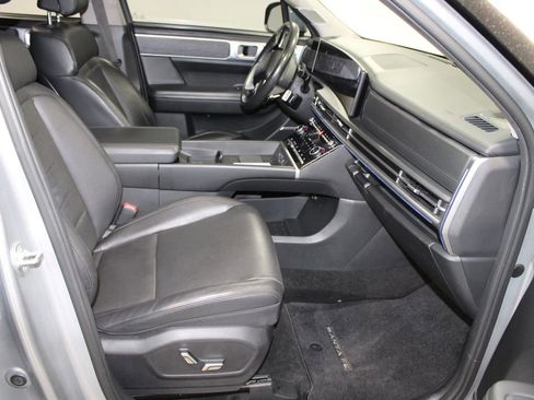 Used 2024 Hyundai Santa Fe Limited image 28