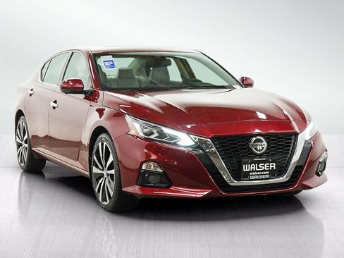Used 2022 Nissan Altima 2.5 Platinum AWD/4WD image 8