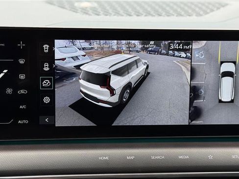 Used 2024 Kia EV9 GT-Line image 41