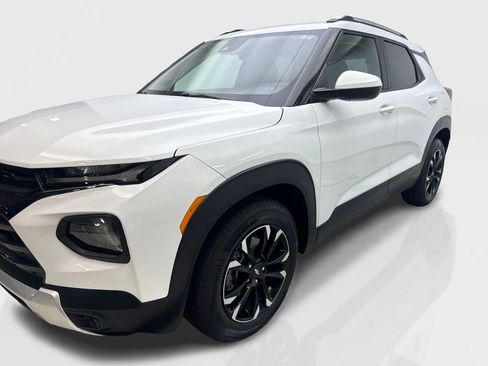 Used 2023 Chevrolet TrailBlazer LT w/ Convenience Package image 11