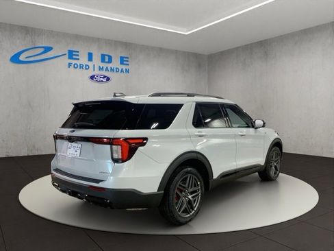 New 2026 Ford Explorer ST-Line w/ ST-Line Street Pack image 6