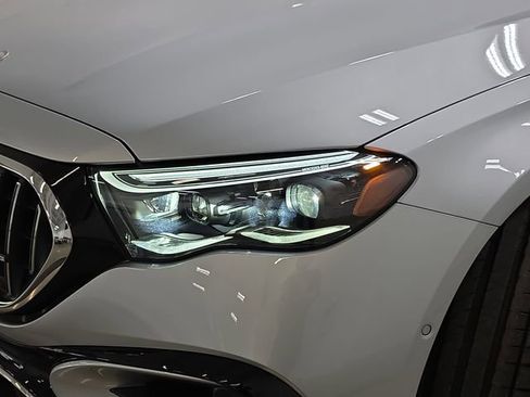 Used 2025 Mercedes-Benz E 53 AMG e 4MATIC Sedan image 31