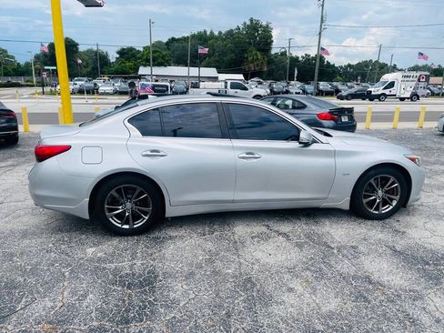 Used 2017 INFINITI Q50 Signature Edition w/ All Weather Package (L93) RWD image 11