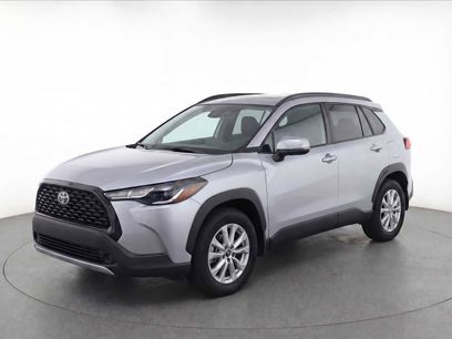 Used 2023 Toyota Corolla Cross LE w/ Moonroof Package