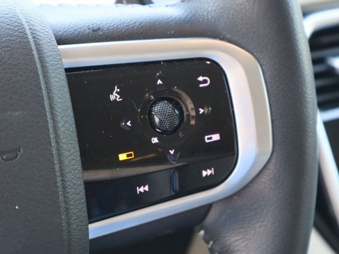 Used 2025 Nissan Armada Platinum RWD image 15