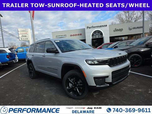 New 2025 Jeep Grand Cherokee L Altitude image 1