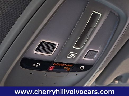 Certified 2024 Volvo XC60 T8 Plus w/ Protection Package Premier image 26