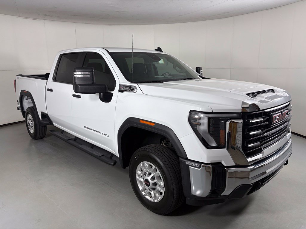 Used 2024 GMC Sierra 2500 Pro w/ Convenience Package AWD/4WD image 2