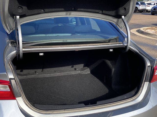 Used 2024 Chevrolet Malibu LT FWD image 26