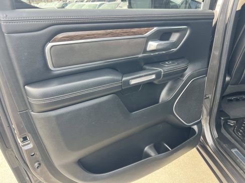 Used 2019 RAM 1500 Laramie image 22