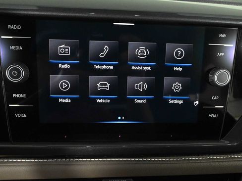 Certified 2022 Volkswagen Taos SEL AWD/4WD image 27