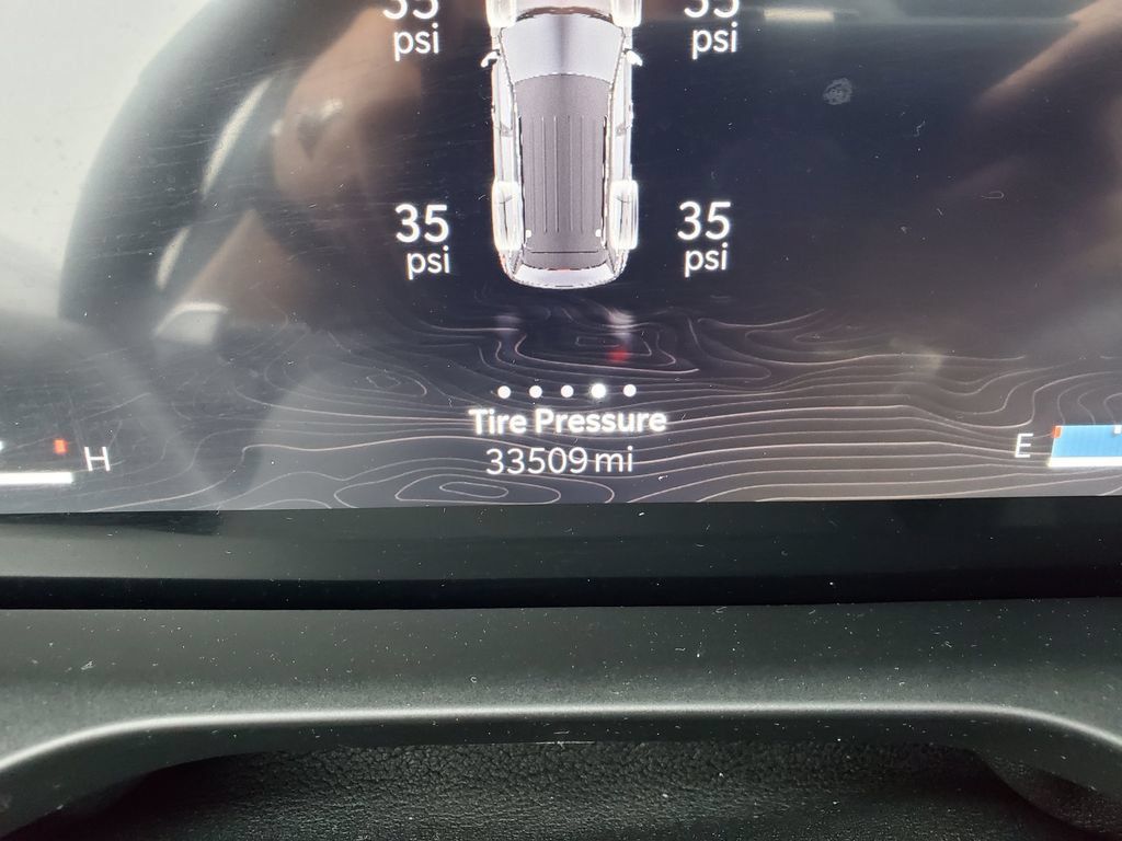 Used 2023 Jeep Grand Cherokee Altitude AWD/4WD image 24