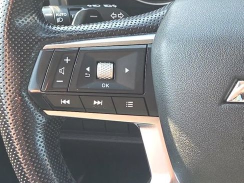 Used 2022 Mitsubishi Outlander SE FWD image 36