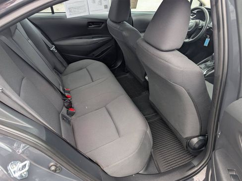 Used 2025 Toyota Corolla LE FWD image 25