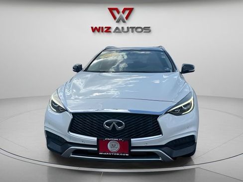 Used 2019 INFINITI QX30 AWD w/ Navigation Package image 8
