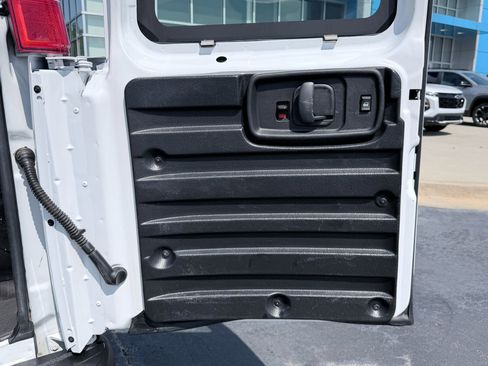 Used 2023 GMC Savana 2500 w/ Driver Convenience Package RWD image 31