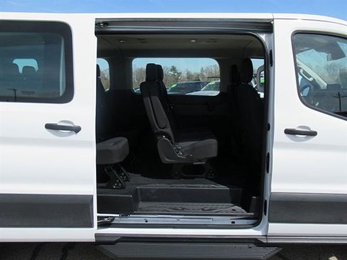 Used 2023 Ford Transit 350 XLT image 15