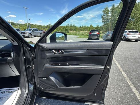 Used 2022 MAZDA CX-5 AWD 2.5 S w/ Premium Package image 16