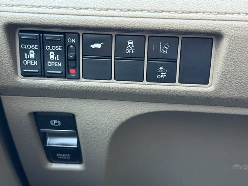 Used 2018 Honda Odyssey EX-L image 41